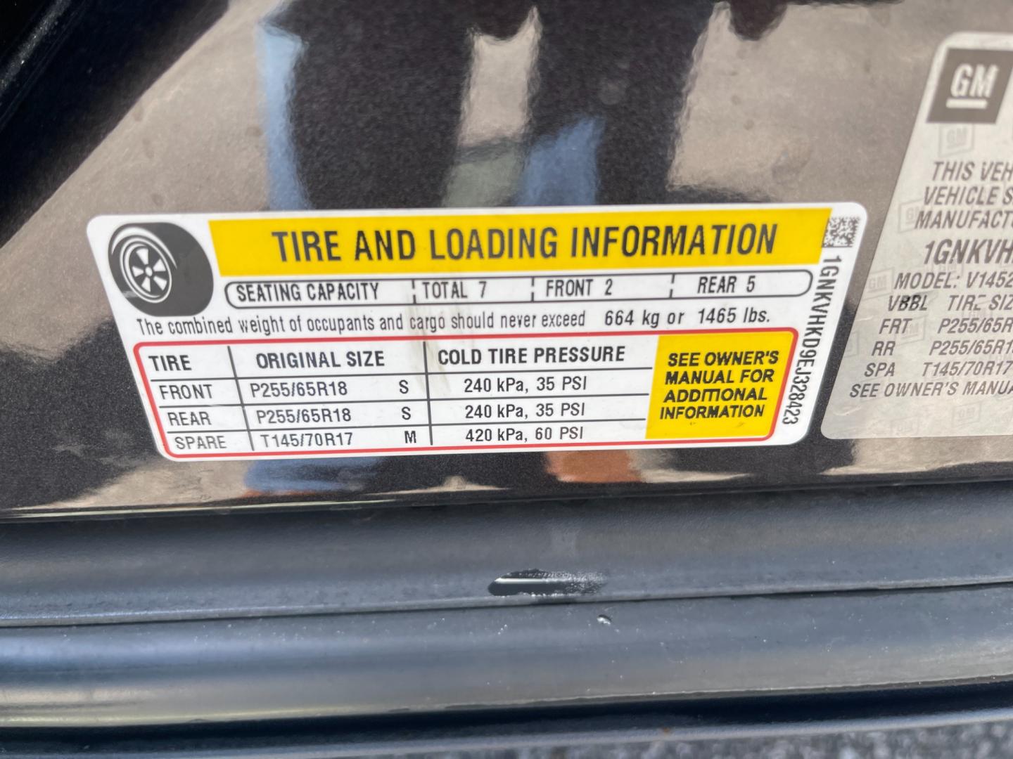 2014 Gray /Black Chevrolet Traverse 2LT AWD (1GNKVHKD9EJ) with an 3.6L V6 DOHC 24V engine, 6-Speed Automatic transmission, located at 11115 Chardon Rd. , Chardon, OH, 44024, (440) 214-9705, 41.580246, -81.241943 - Photo#20